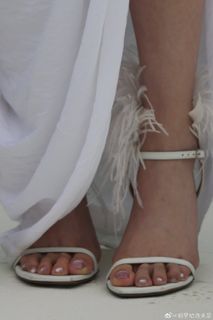 Xuanyi Wu feet photo 9
