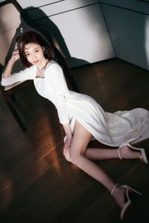 Xuanyi Wu feet photo 6