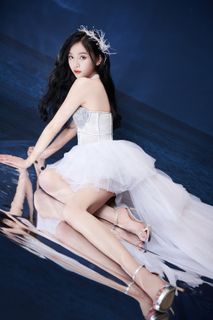 Xuanyi Wu feet photo 16