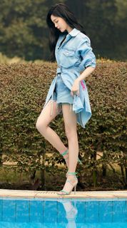 Xuanyi Wu feet photo 6
