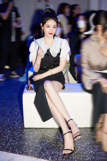 Xudan Zhu feet photo 19