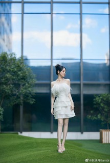Xudan Zhu feet photo 9