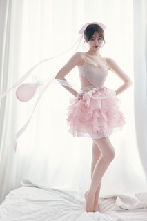 Xudan Zhu feet photo 13