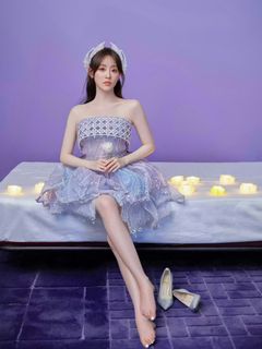 Xudan Zhu feet photo 16