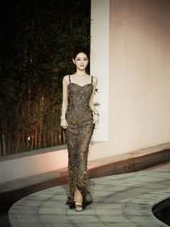 Xudan Zhu feet photo 17