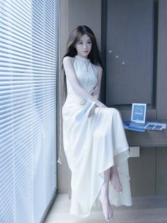 Xudan Zhu feet photo 7
