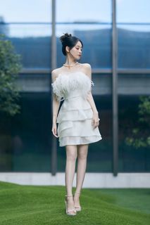 Xudan Zhu feet photo 3
