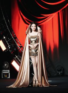 Xudan Zhu feet photo 18