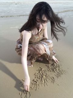 Xudan Zhu feet photo 12