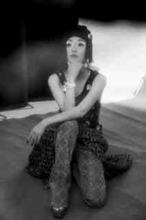 Xun Zhou feet photo 15