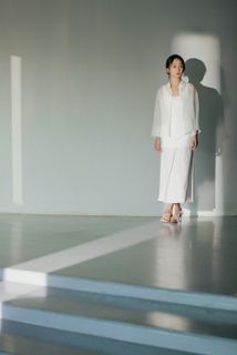 Xun Zhou feet photo 1