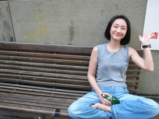 Xun Zhou feet photo 2