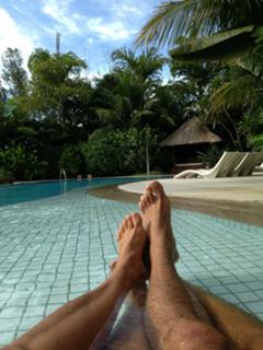 Xuxa feet photo thumbnail