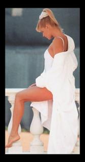 Xuxa feet photo thumbnail