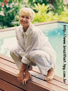 Xuxa feet photo thumbnail