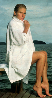 Xuxa feet photo thumbnail