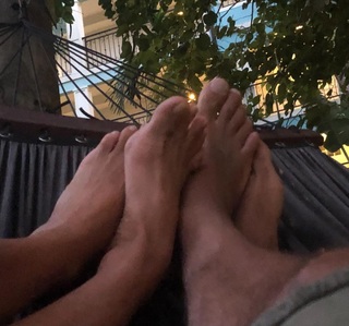 Xuxa feet photo thumbnail