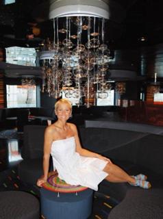 Xuxa feet photo thumbnail