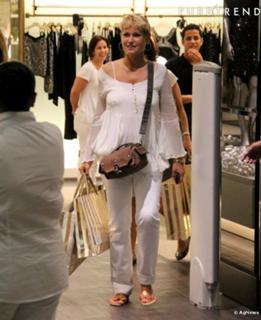 Xuxa feet photo thumbnail