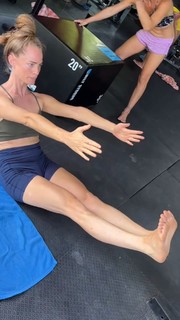 Yaara Benbenishty feet photo 2