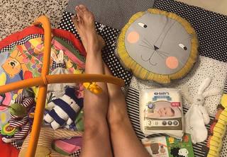 Yael Goldman feet photo 1