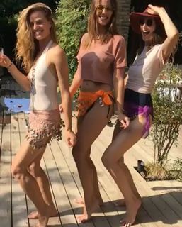 Yael Goldman feet photo 11