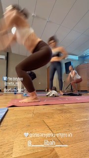 Yael Goldman feet photo 11