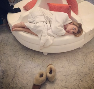Yael Grobglas feet photo thumbnail