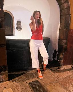 Yael Grobglas feet photo thumbnail