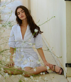 Yael Shelbia feet photo thumbnail