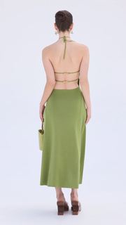 Yael Shelbia feet photo thumbnail