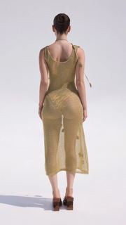 Yael Shelbia feet photo thumbnail