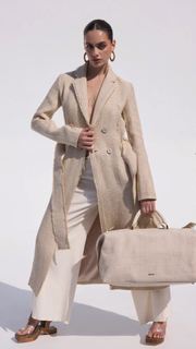 Yael Shelbia feet photo thumbnail