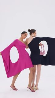 Yael Shelbia feet photo thumbnail