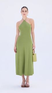 Yael Shelbia feet photo thumbnail