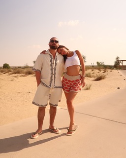 Yael Shelbia feet photo thumbnail