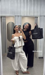 Yael Shelbia feet photo thumbnail