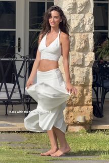 Yael Shelbia feet photo 2