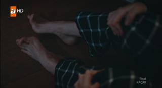 Yagmur Tanrisevsin feet photo 1