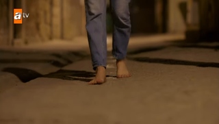 Yagmur Tanrisevsin feet photo 11