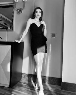 Yagmur Tanrisevsin feet photo 18