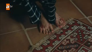 Yagmur Tanrisevsin feet photo 11