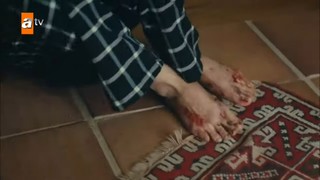 Yagmur Tanrisevsin feet photo 10