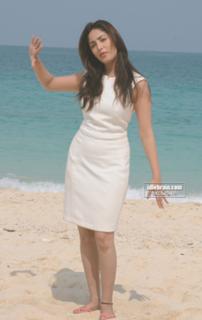 Yami Gautam feet photo thumbnail