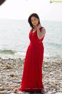 Yami Gautam feet photo thumbnail