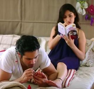 Yami Gautam feet photo thumbnail