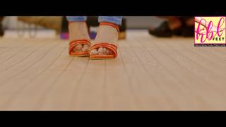 Yami Gautam feet photo thumbnail