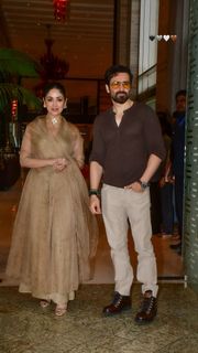 Yami Gautam feet photo thumbnail