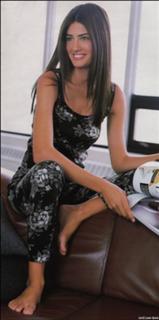 Yamila Diaz feet photo 2