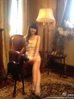 Yan Liu feet photo 10